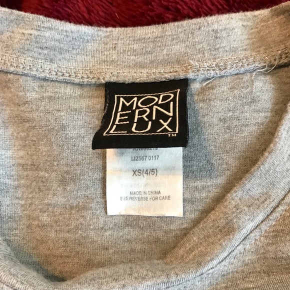 Modern Lux Gray Graphic Pocket Tee - Size: XS - Picture 4 of 4